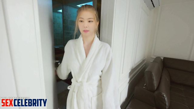 Jennie (제니) BLACKPINK (블랙핑크) caught naked in the shower 케이팝 [PREMIUM]