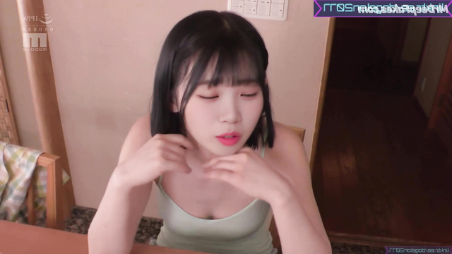 Hot Chaewon IZ*ONE likes tits job / 채원 아이즈원 딥 페이크 포르노