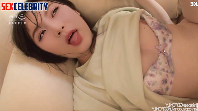 Sexy squirter Isa (아이사) fucked by a thief / STAYC 스테이씨스마트한 얼굴 변화 [PREMIUM]