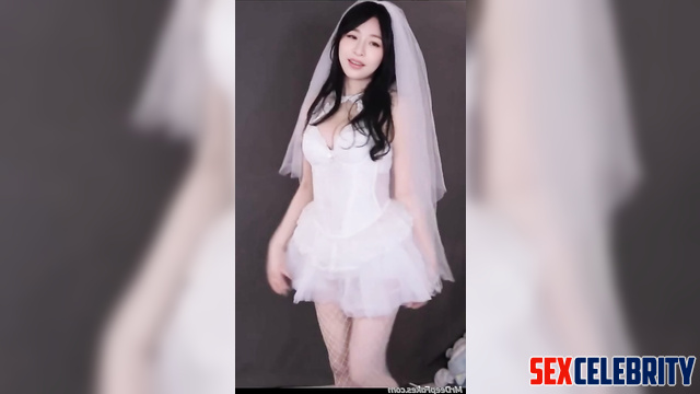 Sexy babe dancing in wedding dress - fake Cyndi Wang (王心凌 智能換臉)