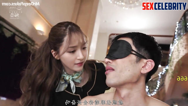 Janice Man having fun with man in mask - 文咏珊 性爱场面 adult video