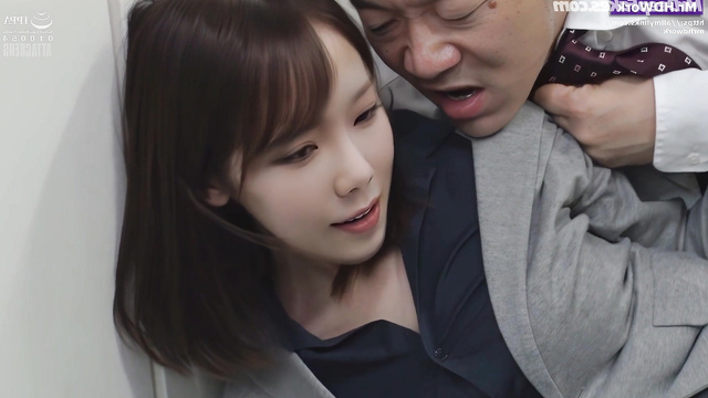 Taeyeon (태연) got horny & fucked in the office / SNSD 소녀시대가짜 연예인 포르노