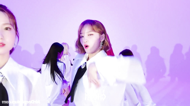 IZ*ONE babes dancing in anticipation of fucking - ai pmv (아이즈원 딥페이크)