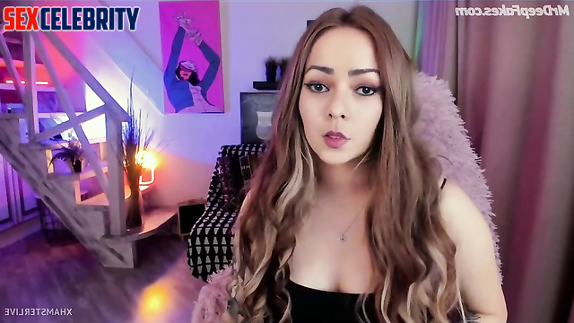 Fakes// Webcam tease with beautiful teen Claudia Guerra