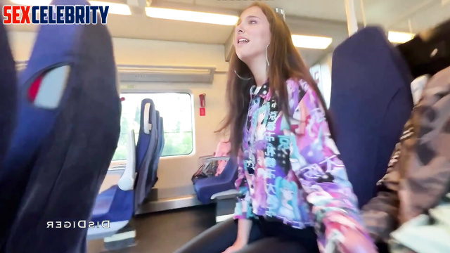 Sexy stranger Natalie Portman making blowjob in a train (to stranger) ai