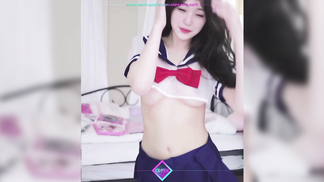 Solo dance (hot sex tape) for her fans - Jiheon Fromis_9 ai 백지헌 가짜 포르노