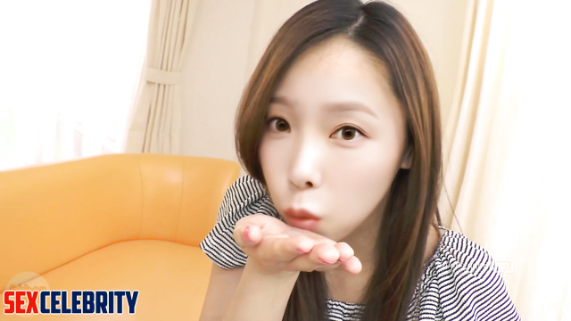 Slender bitch makes everything you want - Taeyeon fakeapp 태연 소녀시대