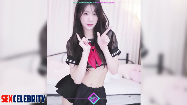 Hot schoolgirl dancing for old farts (태연 소녀시대) Taeyeon solo sex scene