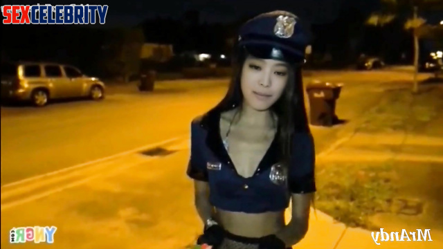 블랙핑크 제니 딥페이크 Korean idol Jennie in police costume fucks with a guy