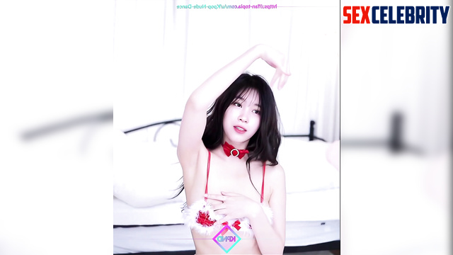 Merry Christmas dear Santa, Ryujin solo sex scene (dance) / 류진 있지