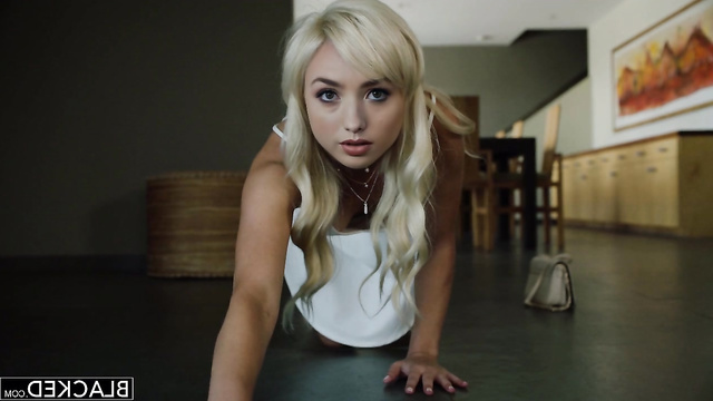 Super hot blonde teen Peyton List enjoys a wild BBC ride /fakes