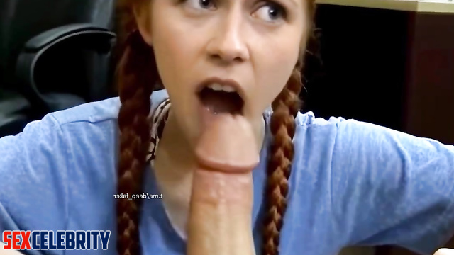 Sexy Jenna Fischer trying to suck your huge cock - pov adult video