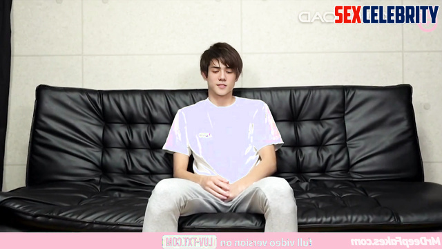Guy talked about his main sex fantasy / Sehun EXO face swap 세훈 딥 페이크 에로틱