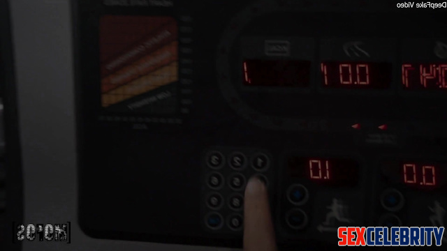Sneaky POV fuck in the gym - deepfake Kiernan Shipka