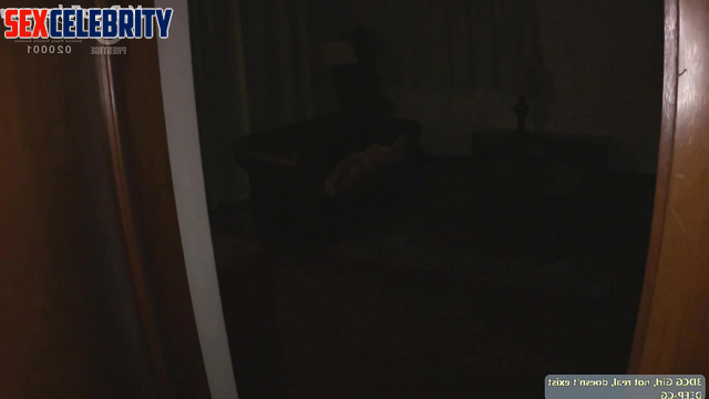 Fake Minju wanted to take a shower but he fucked her in mouth 김민주 아이즈원