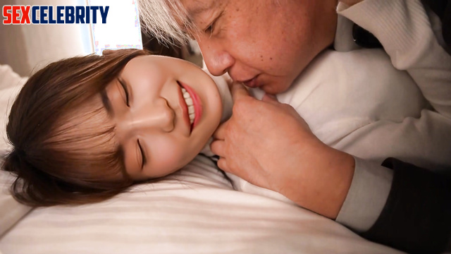 Old fart fucking her young mouth, Roh Yoon-Seo (노윤서 가짜 포르노) deepfake porn