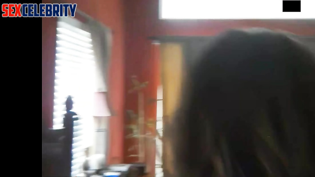 Millie Bobby Brown asked you to practice on your dick / help please, A.I.