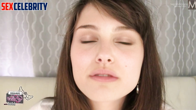 Horny MILF loves to talk dirty - deepfake Natalie Portman