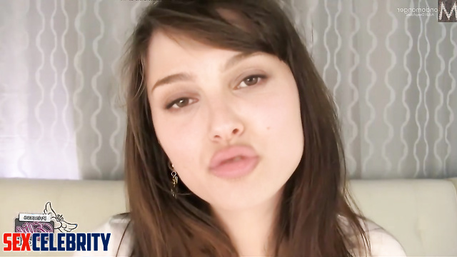 Horny MILF loves to talk dirty - deepfake Natalie Portman