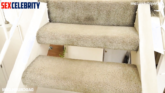 Daddy asked her to show pussy / Emma Watson pov sex scenes