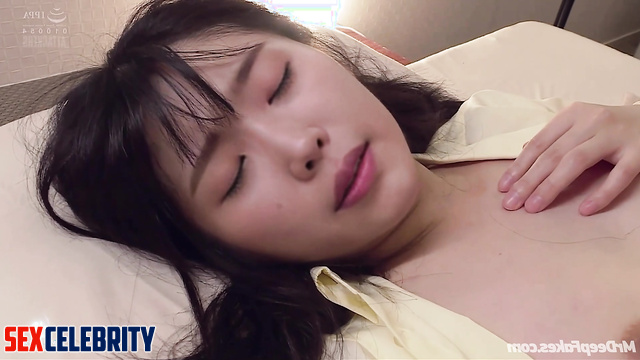 Teacher gave her defloration - IU (이지은 어른들의 비디오) fake celebrity porn