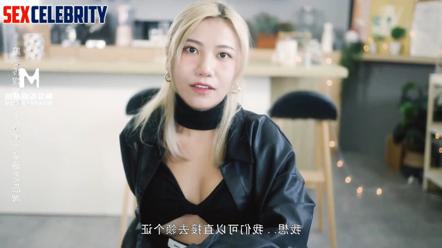 It was awesome 69 sex with her mature lover / Kelly Yu Wenwen (于文文 性别) ai