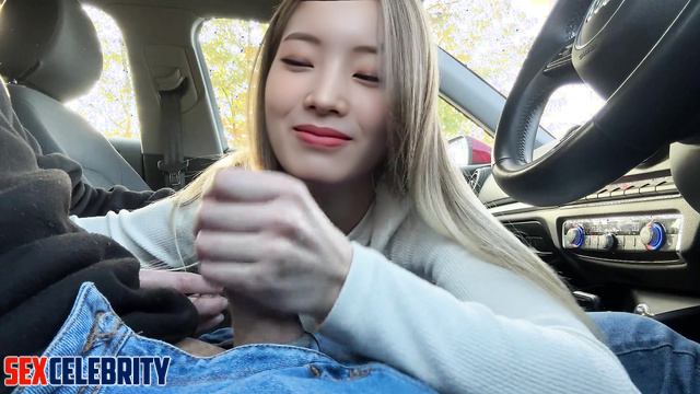 Car is just a blowjob place for her, Dahyun (다현 트와이스) smart face change