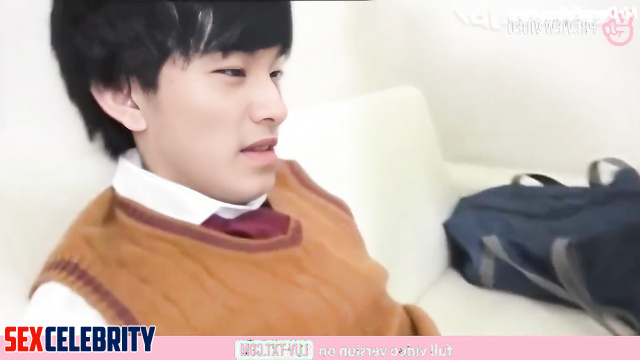 NCT (엔시티) / Gay porn action with sexy brunet Mark 마크 케이팝 아이돌