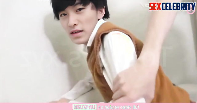 NCT (엔시티) / Gay porn action with sexy brunet Mark 마크 케이팝 아이돌