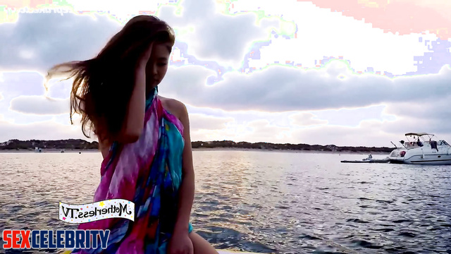 Playful Jennie showing her pussy in the ocean 제니 블랙핑크 deepfake erotic