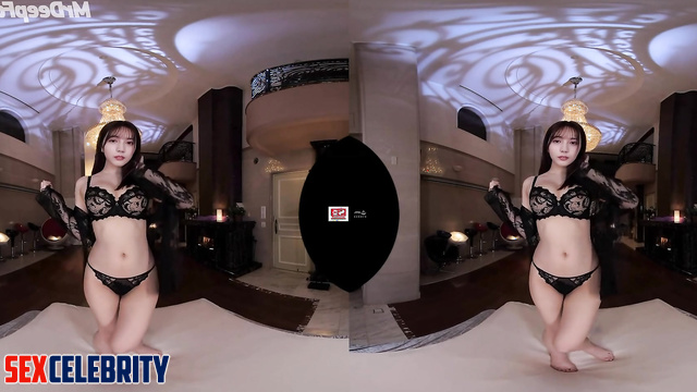 Brunette needs someone to fuck her (Nao Kosaka fakeapp) 小坂 菜緒 日向坂46