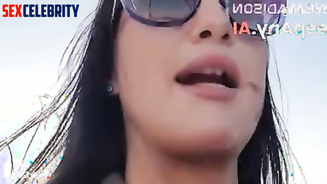 She walks around the city and looks out for fuckers, Selena Gomez A.I.