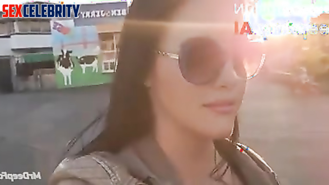 She walks around the city and looks out for fuckers, Selena Gomez A.I.