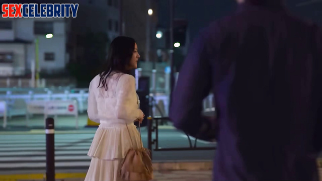 Night romantic walk ended with tender home sex / Sabrina Zhuang 庄达菲 網紅 ai