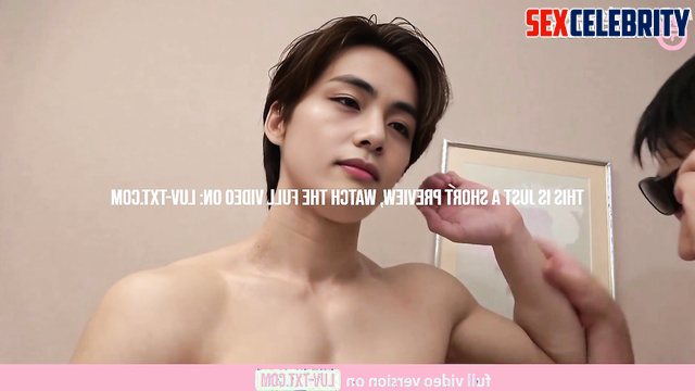 Guy in sunglasses licking his neck - Kim Tae-hyung in gay porn 김태형 방탄소년단