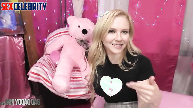 Her teddy bear is watching her have sex right now, fake Kirsten Dunst