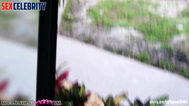 Selena Gomez enjoying perfect fuck on summer holiday (adult tapes)