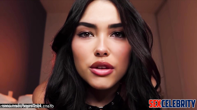 She wants to suck so much that she sucks a dildo / Madison Beer solo A.I.