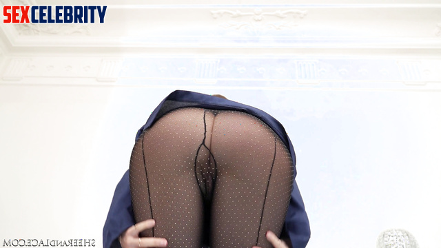 Ai Adelaide Kane inserted pantyhose in her pussy and started masturbating