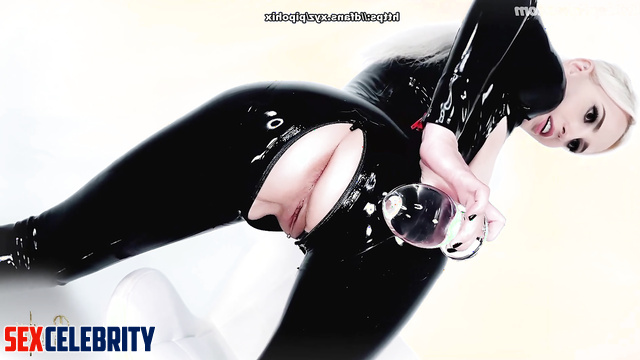 She fucked herself in ass until prolapse, Ivanka Trump solo sex tapes