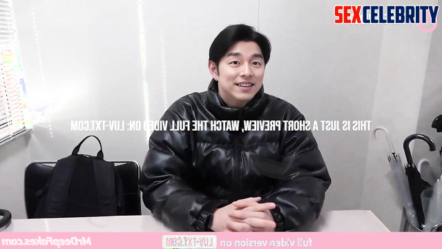 He wants to please his handsome lover with flowers, ai Gong Yoo 공유 진짜 가짜