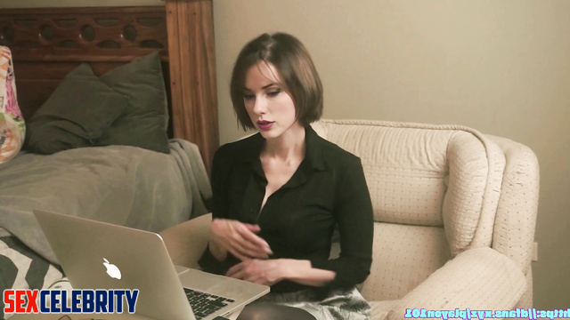 Busty mature Taylor Swift needs some attention [POV fakes]