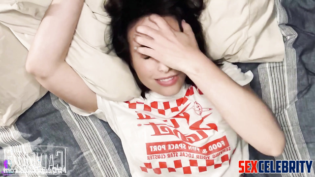 Horny brunette masturbating lying on the bed, Jennie (제니 블랙핑크) real fake