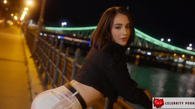 Horny Fake Babe Molly Ephraim Gets Penetrated