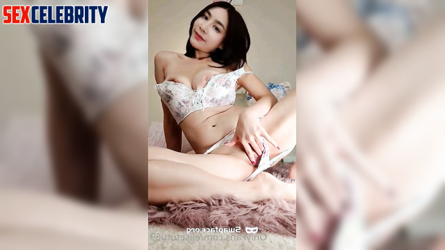 Slutty A.I. youtuber Elise ASMR nude and petting her coochie