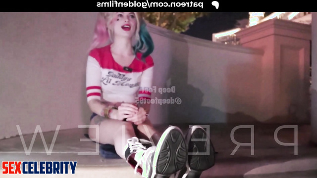 A.I. Margot Robbie - 'Harley Quinn' Gets her Feet Sucked in Public