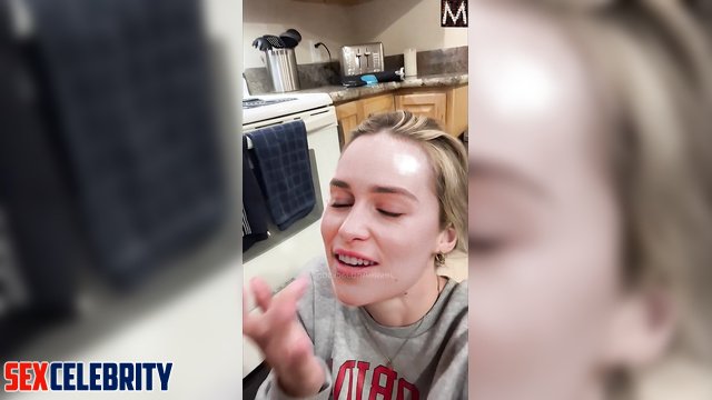 Pretty blonde uses your sperm as protein - Emilia Clarke deepfake erotic