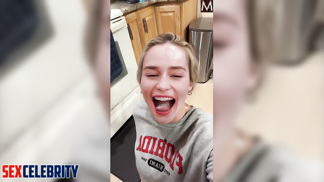 Pretty blonde uses your sperm as protein - Emilia Clarke deepfake erotic