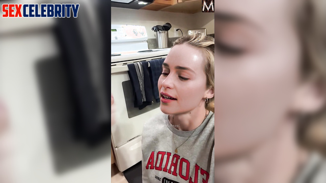 Pretty blonde uses your sperm as protein - Emilia Clarke deepfake erotic