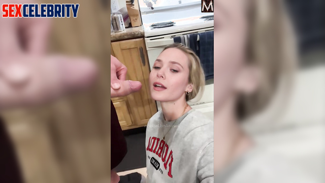 Elizabeth Olsen in deepfake erotic - hottie wants to eat your cum